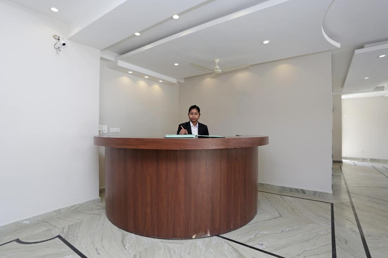 Capital O 37423 Golden Leaf Hotell Dehradun Eksteriør bilde